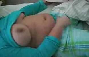 XXX Babe aux cheveux blancs chaude et nxxn gratuit chaude s'exhibe sur la cam
