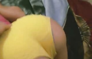 XXX Brunette extrait video de sexe gratuit Cutie - Jeu de canapé