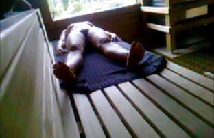 XXX Plantureuse brune au cul chaud prend sexe video francais gratuit une bite bien dure.